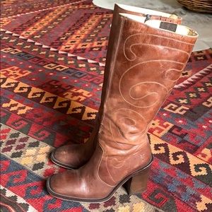 Frye heeled tall boots EUC!